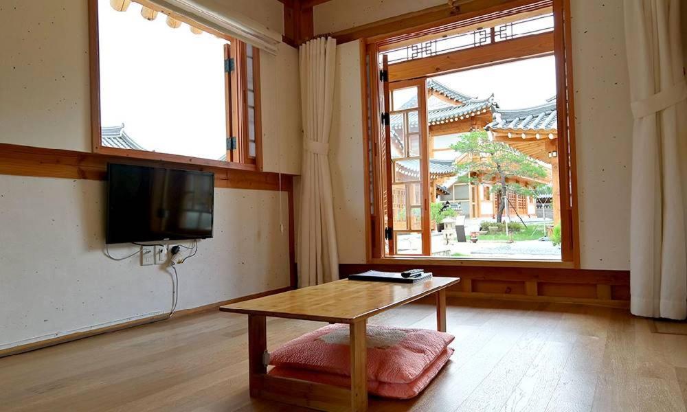 Hwangnamguan Hanok Village Gyeongju Esterno foto
